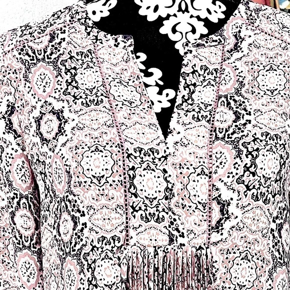 🌟DR2, Daniel Rainn, Gorgeous Free-Flowing Blouse in Soft Mauve & Gray, Small - Picture 10 of 16